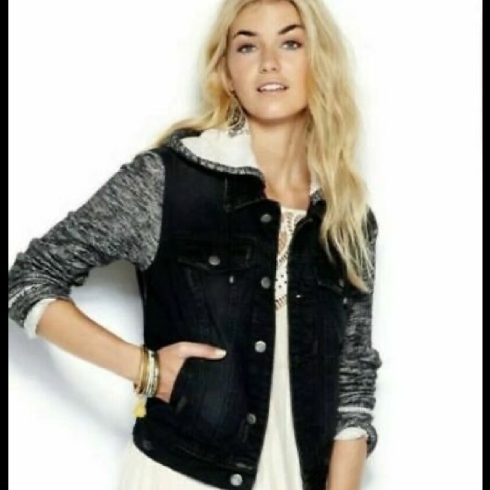 FREE PEOPLE Mixed Medium Demin Jacket Hoodie